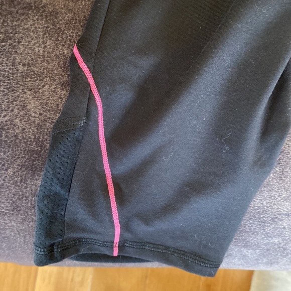 New Champion fitted knee pants size Small - Picture 2 of 8